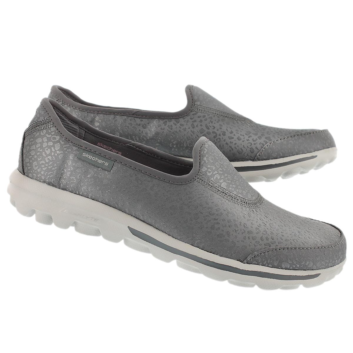 skechers lightweight slip on shoes