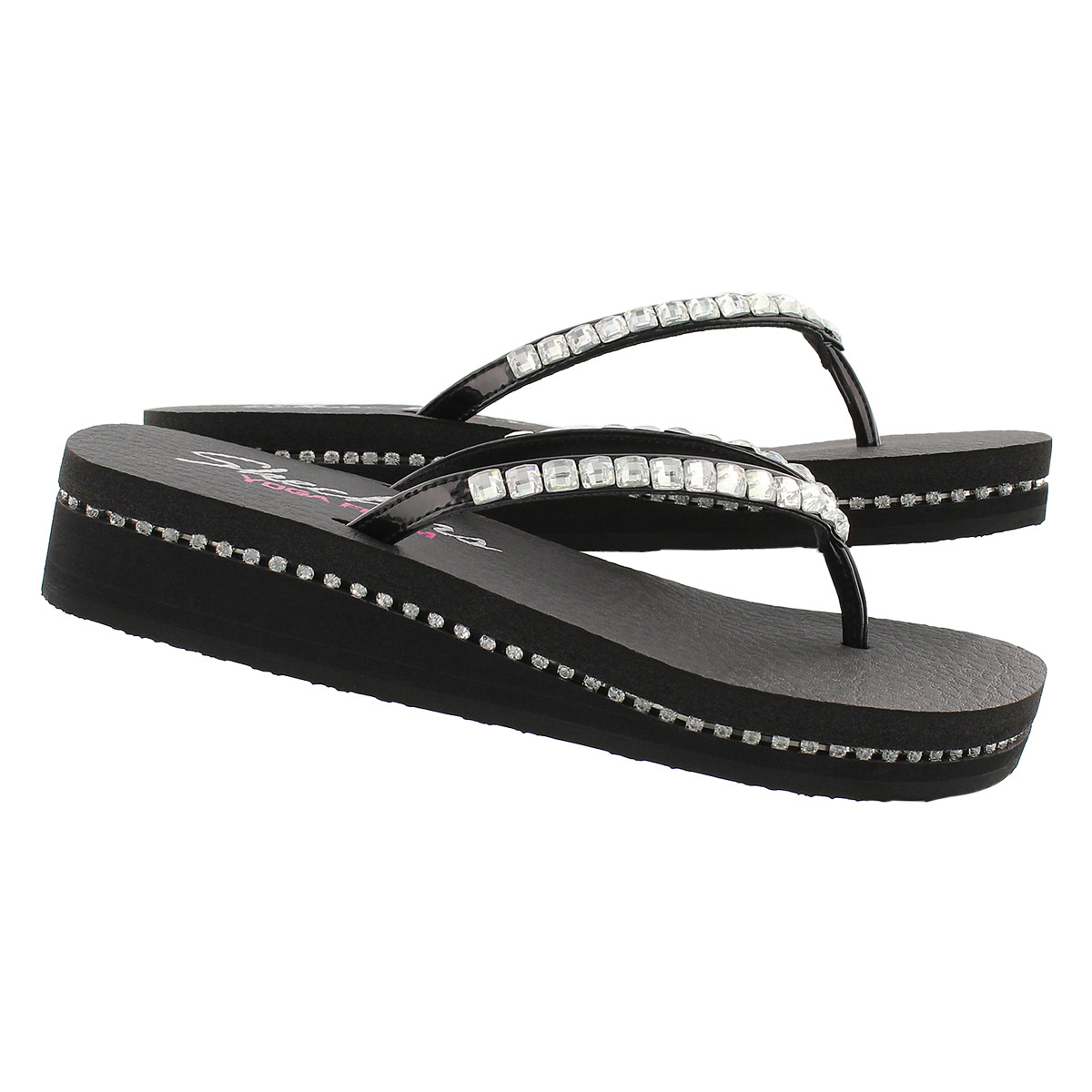 pavers skechers flip flops
