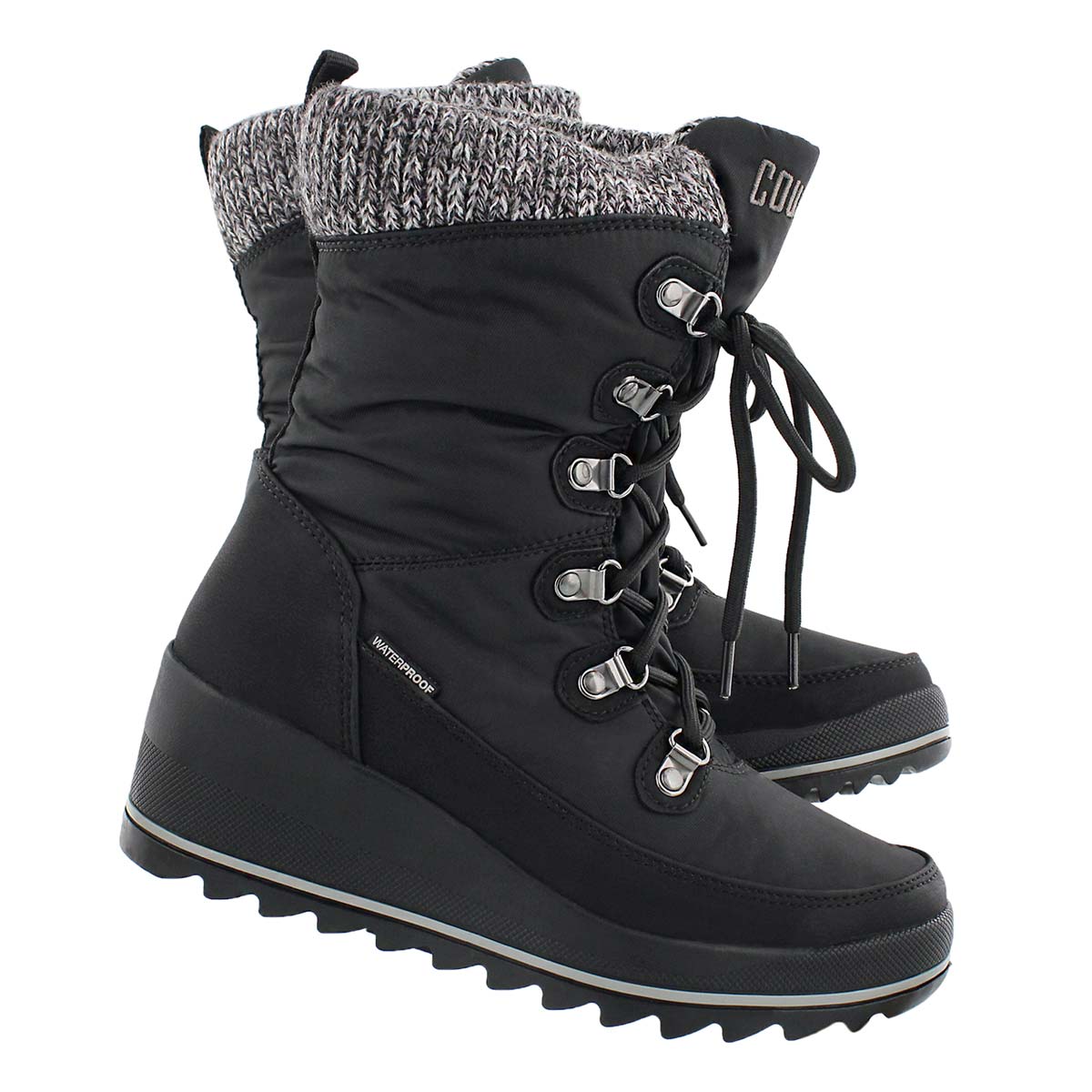 ladies pull on snow boots