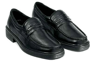 Ecco men's City Walker black slip on dress shoe.