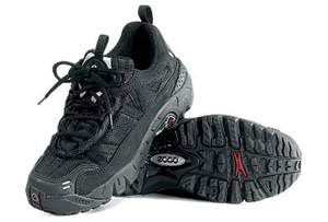Ecco Receptor women's Cross Terrain Lo black walking shoe