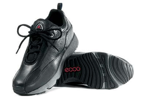Ecco Receptor women's Light black leather walking shoe