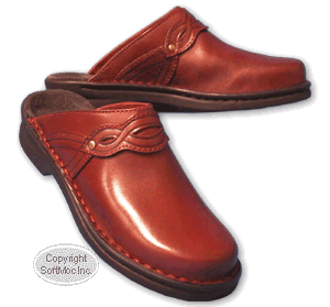 Clarks women's Zoe red casual clog
