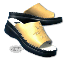 Bos & Co. women's Daisy tan slide sandals