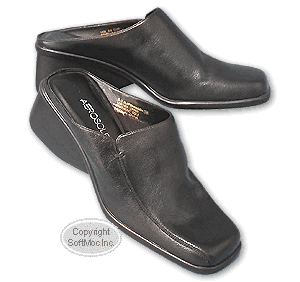 Aerosoles women's Slopenhagen black dress clog