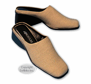 Aerosoles women's Slopenhagen taupe stretch fabric dress clog