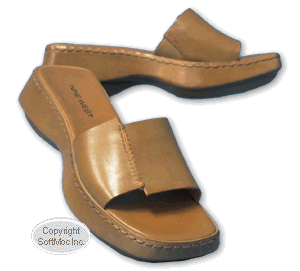 Nine West women's Studio sun cognac slide