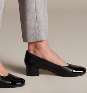 clarks shoes victoria bc