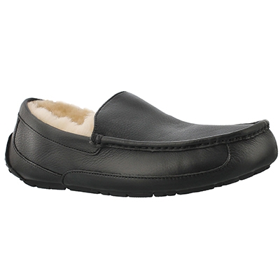 Men's Moccasins & Mukluks - Large Selection at SoftMoc.com