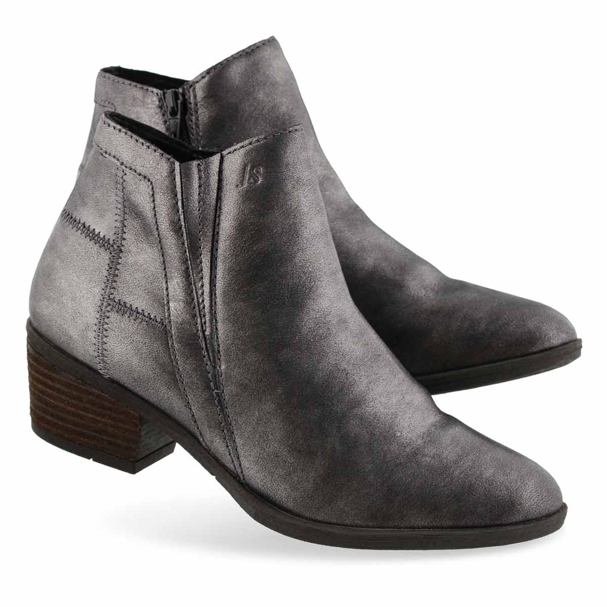 purple daphne boots