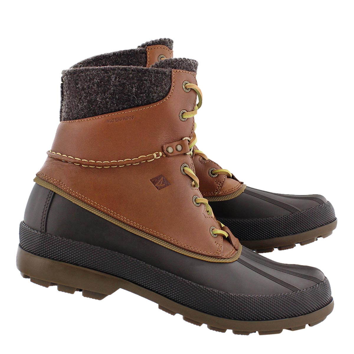 Mns Cold Bay tan lined lace up boot