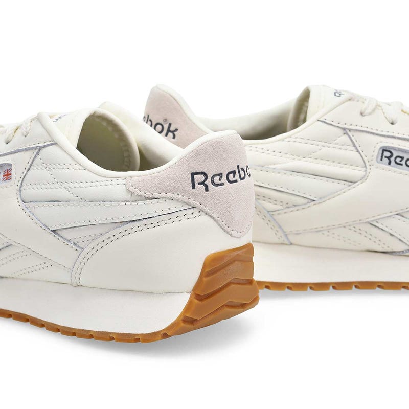 Women's Classic AZ Lace Up Sneaker - Chalk/Chalk/Gum