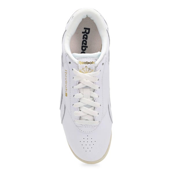 Women's Freestyle Lo Leather Sneaker - Chalk/Gold Metallic/Gum