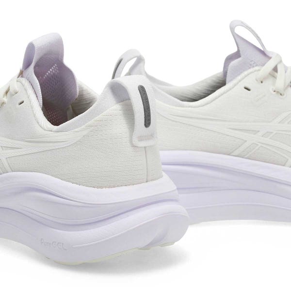 Baskets de performance GEL-NIMBUS 28, blanc/blanc, femmes
