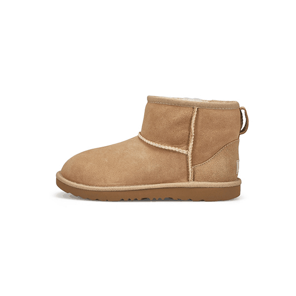 UGG Girl's Classic Mini II Sheepskin Boot - S | SoftMoc.com
