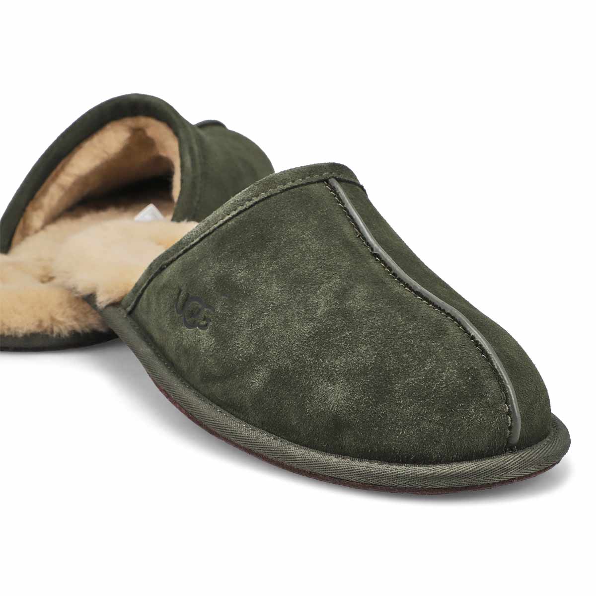 UGG Men's Scuff Sheepskin Slipper Black