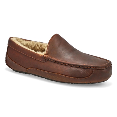 UGG Men's Ascot Sheepskin Slipper - Cognac | SoftMoc.com