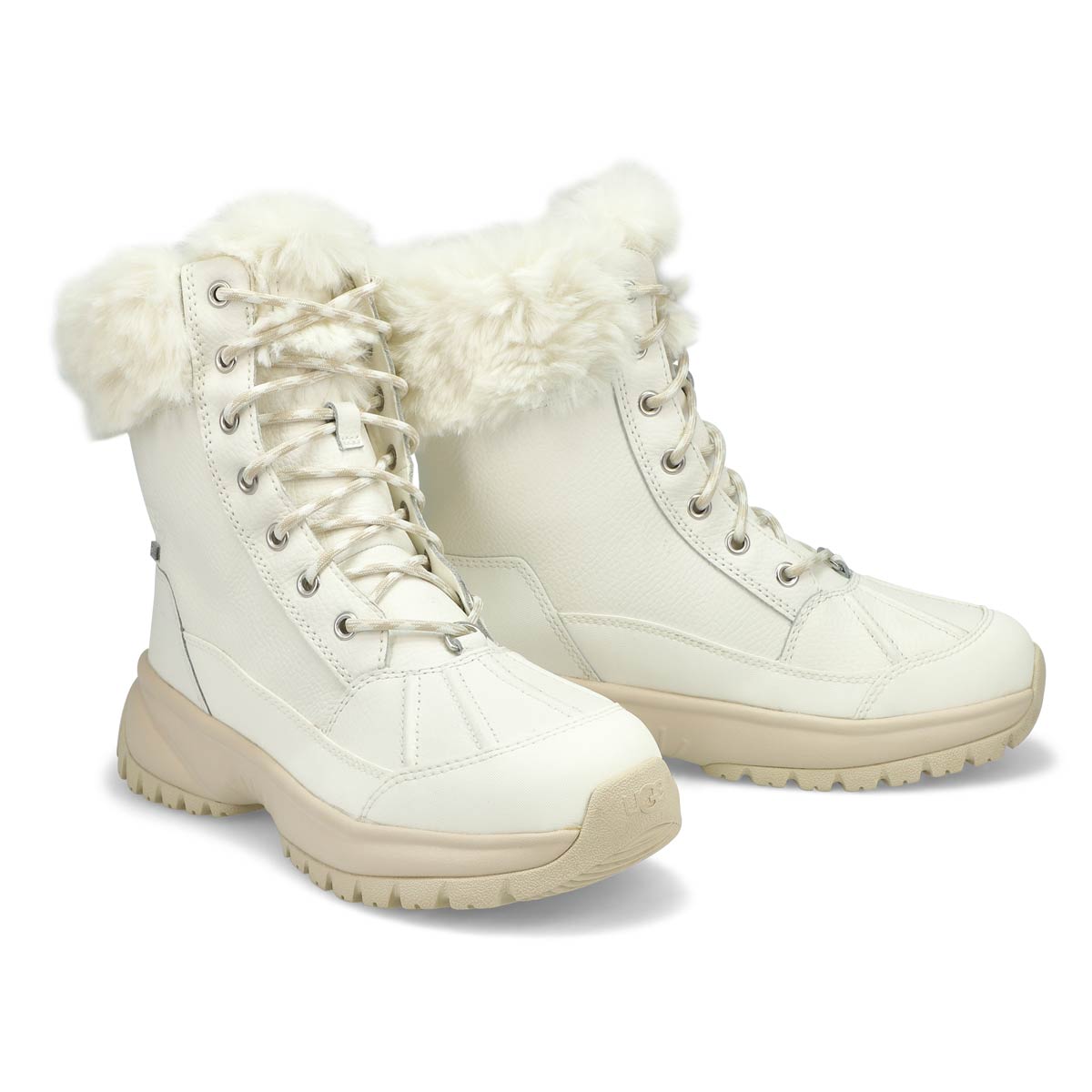 【美品】UGG Women's Yose Fluff White