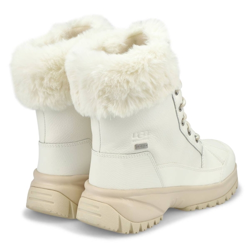 yose fluff uggs