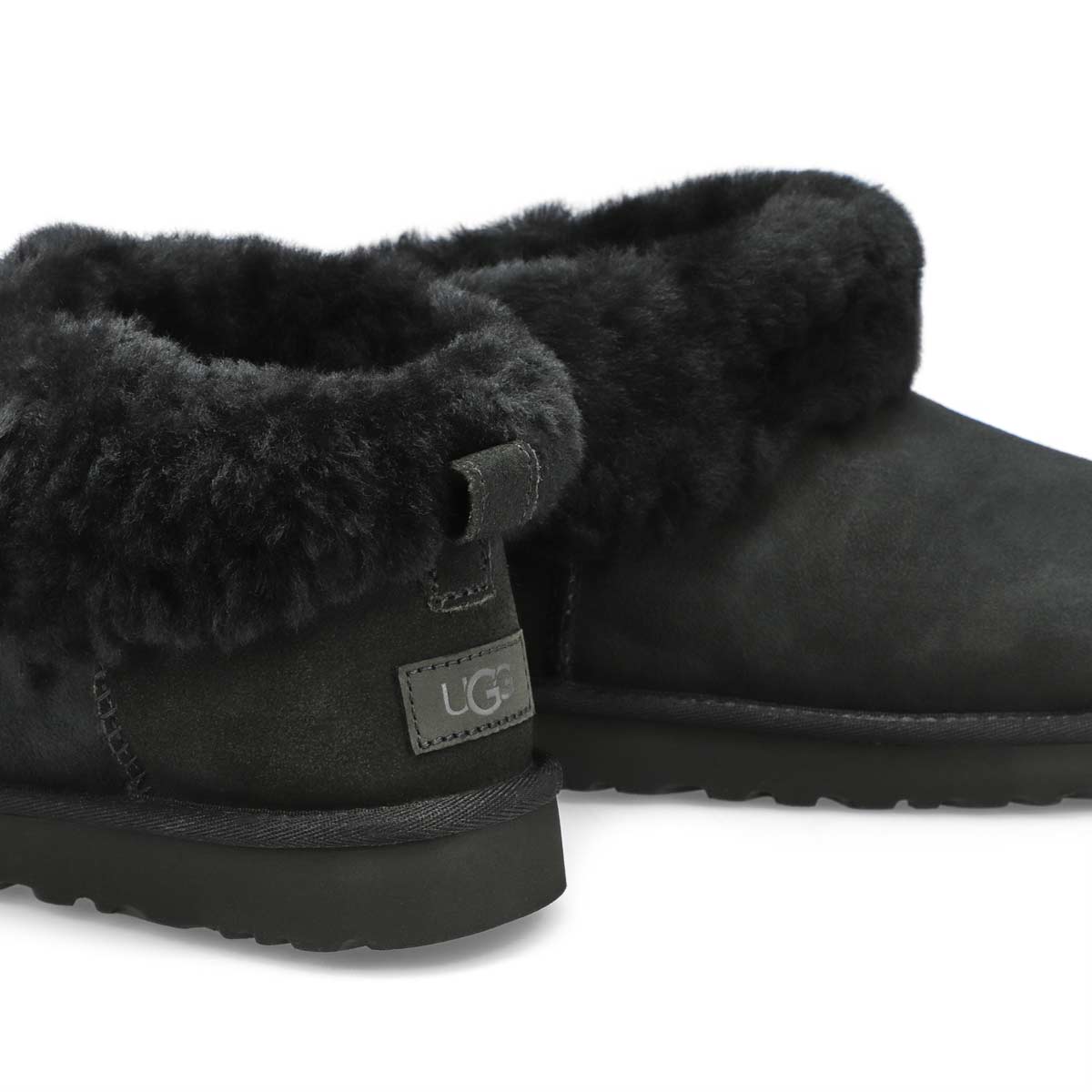 classic mini fluff uggs