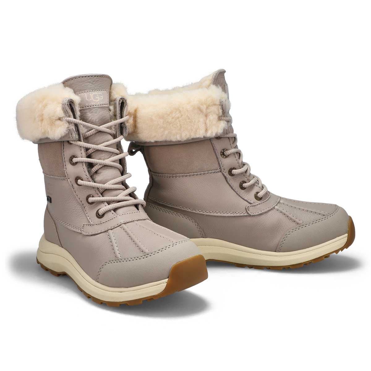 womens ugg adirondack boots
