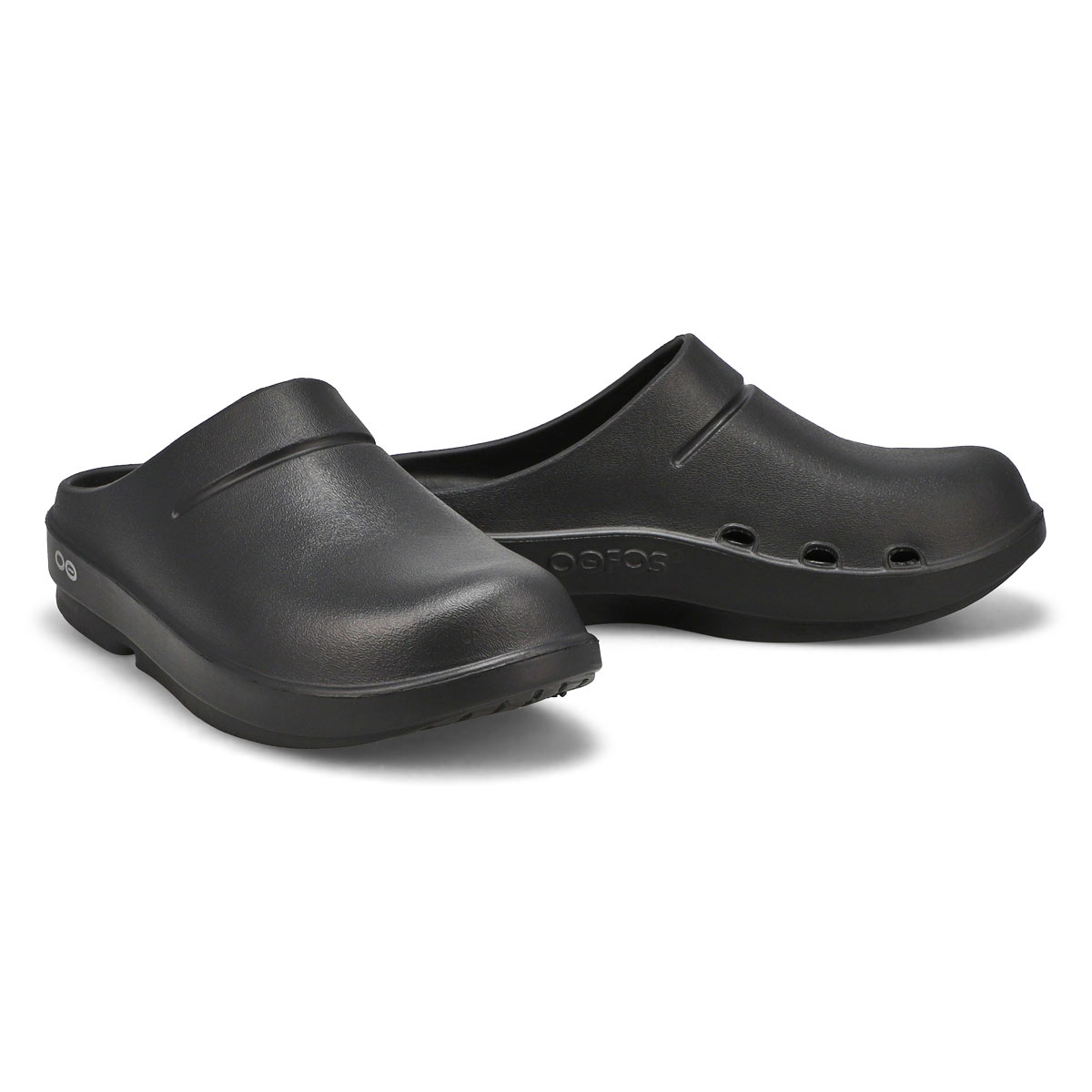 OOFOS Women's Oocloog Clog - Black Matte | SoftMoc.com