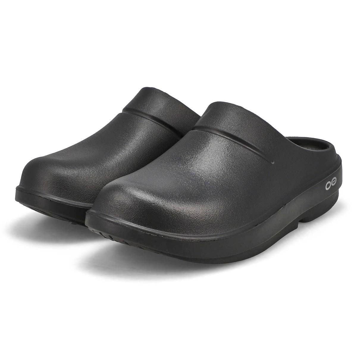 OOFOS Women's Oocloog Clog - Black Matte | SoftMoc.com