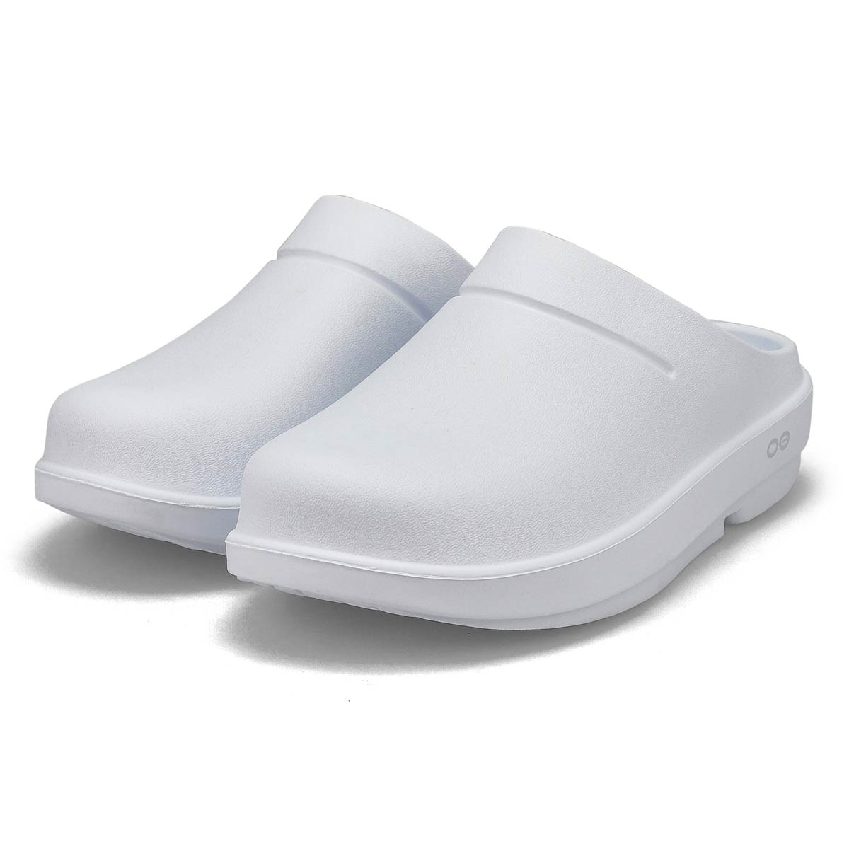 OOFOS Women's OOcloog Clog - White | SoftMoc.com