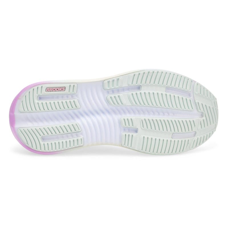 Women's  Ghost Max 4 Lace Up Performance Sneaker - Ice/White/Snow