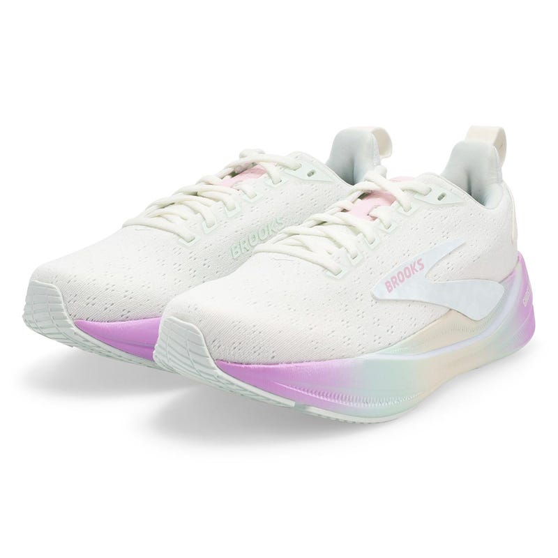 Women's  Ghost Max 4 Lace Up Performance Sneaker - Ice/White/Snow