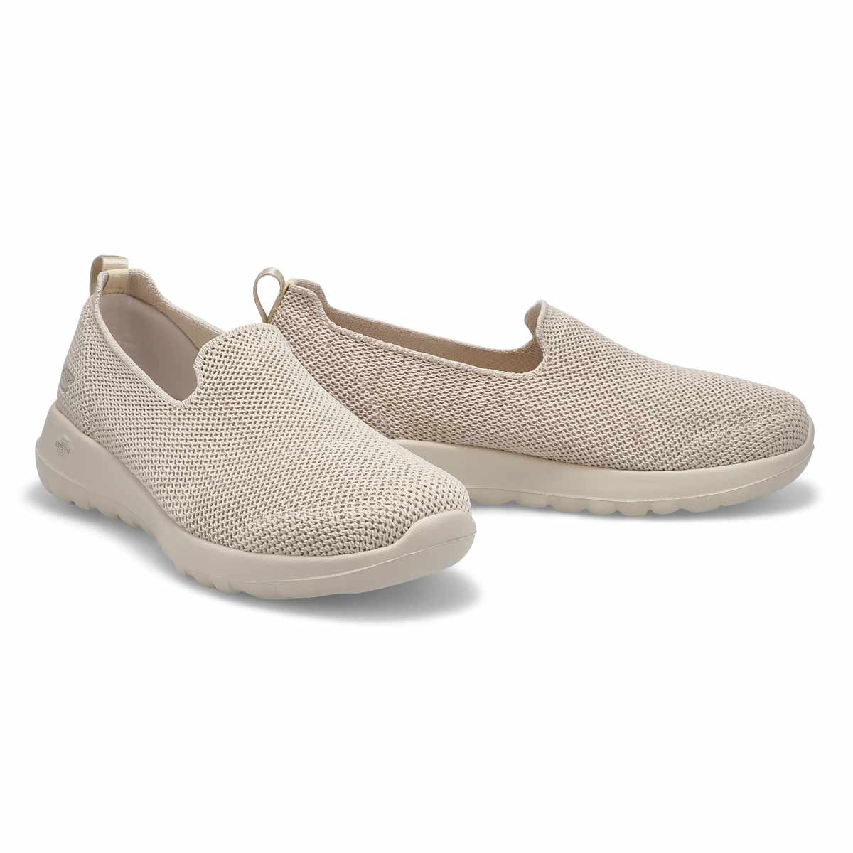 the bay skechers go walk