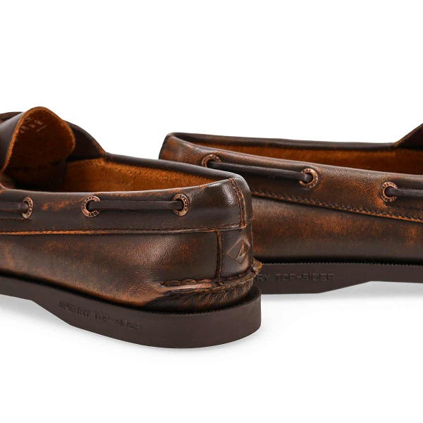 Chaussure bateau pour femmes A/O 2-Eye en cuir – Brun foncé