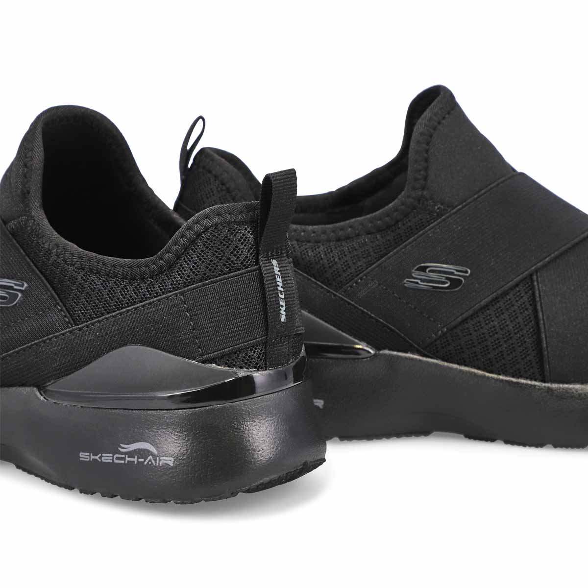 Women's Skech-Air Dynamight Sneaker - Black