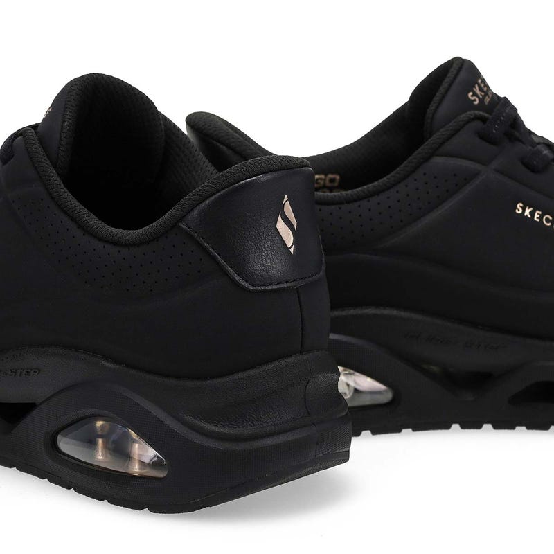 Women's Uno Glide-Step Slip-Ins Sneaker - Black/Black