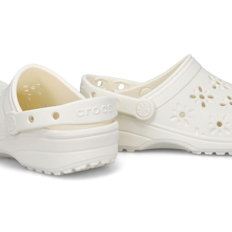 Women's Classic Floral Cut Out EVA Comfort Clog - Chalk