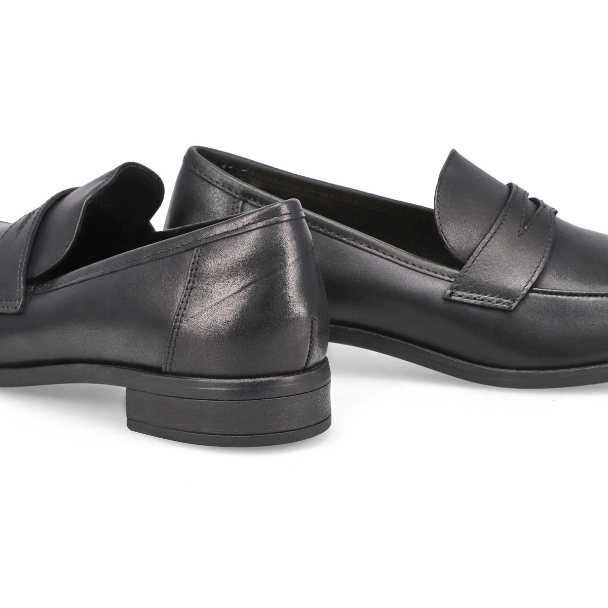 clarks women's trish driving style loafer