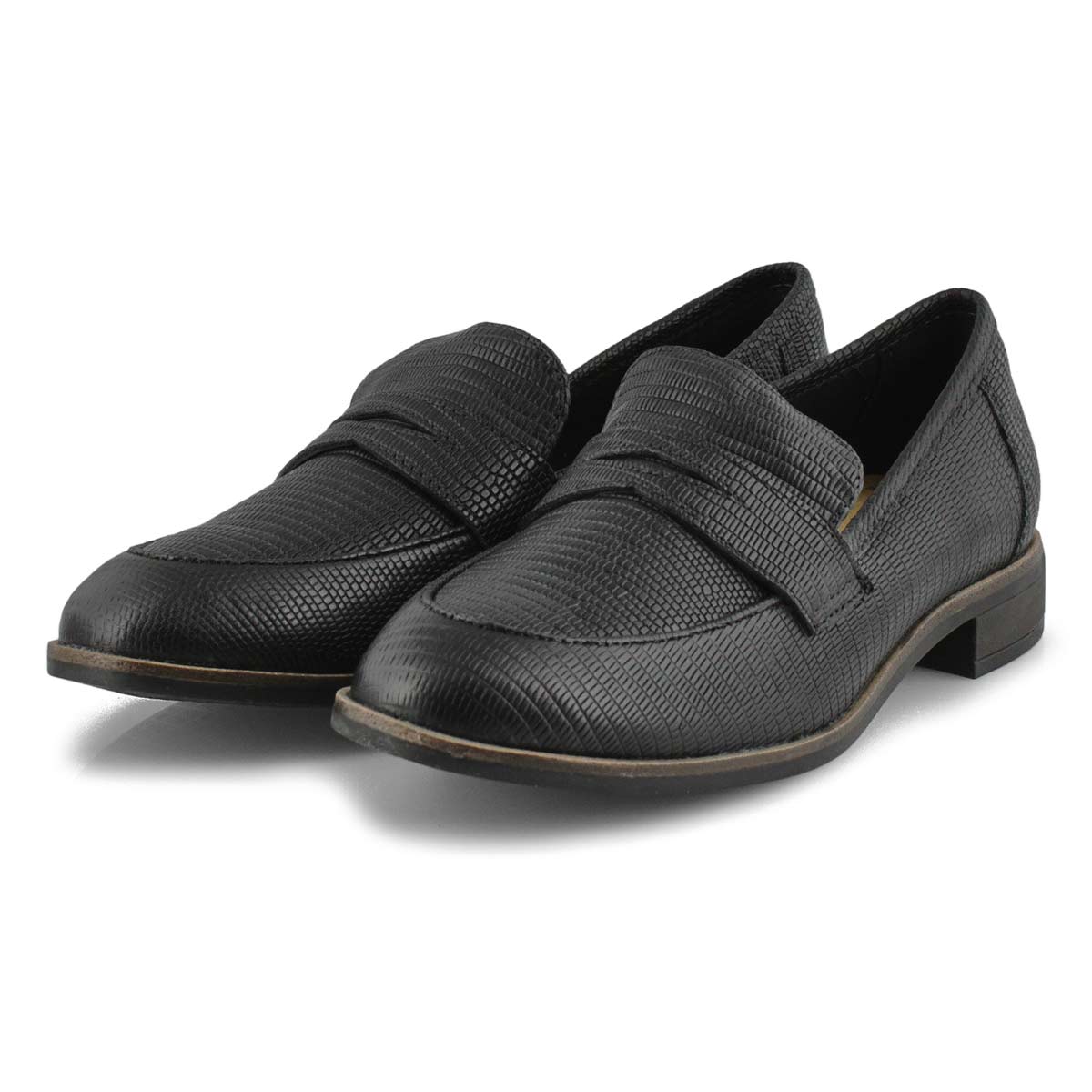 clarks women's trish driving style loafer