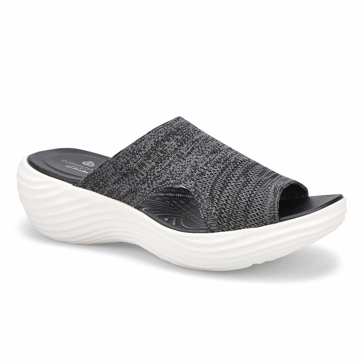 clarks memory foam sandals