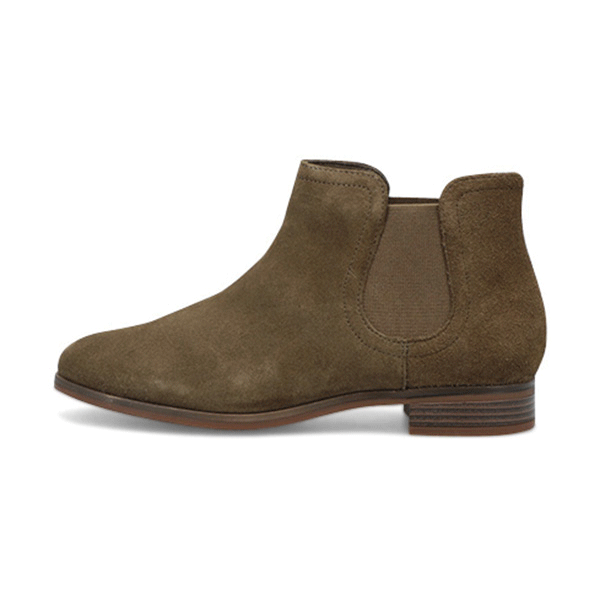clarks trish chelsea boots