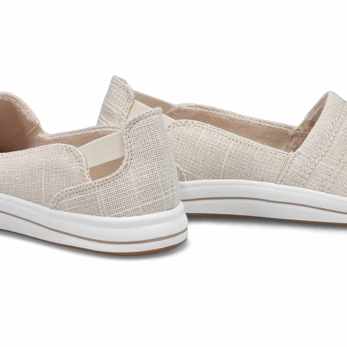 Clarks Women's Breeze Step II Casual Shoe - M | SoftMoc.com