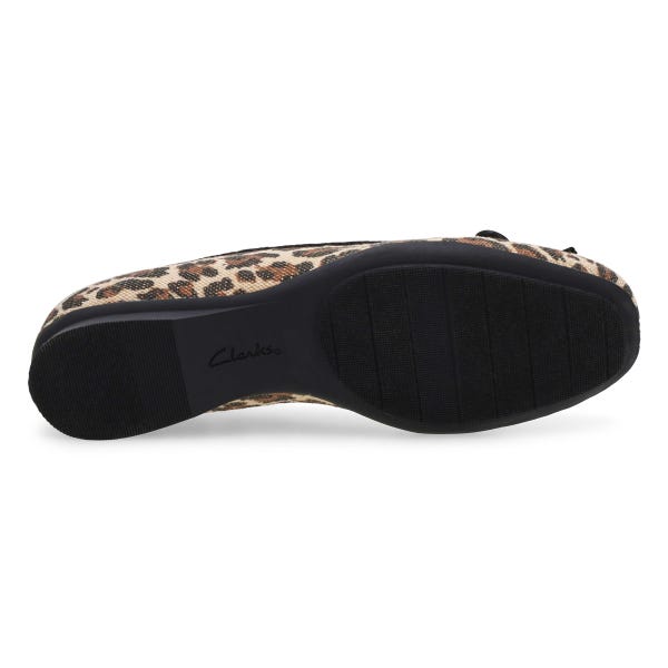 Women's Jazmynn Bow Ballet Shoe - Leopard Print