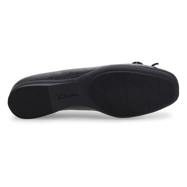Women's Jazmynn Bow Ballet Shoe - Black Interest