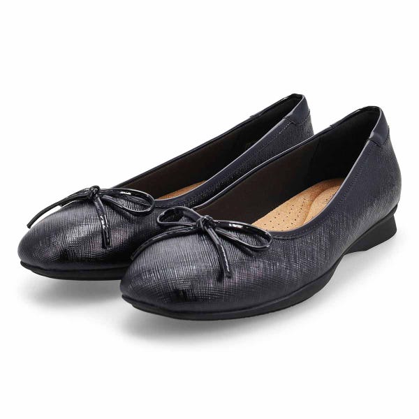Women's Jazmynn Bow Ballet Shoe - Black Interest