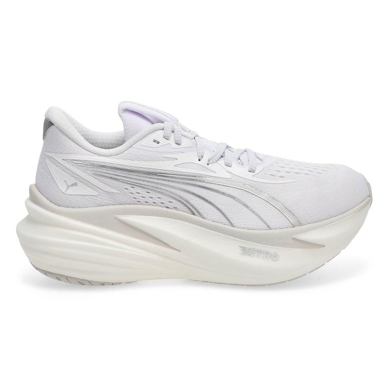 Women's  Magmax Nitro 2 Performance Sneaker - White/Silver Mist