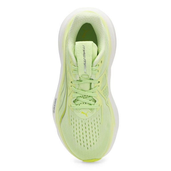 Women's  Magmax Nitro 2 Performance Sneaker - Apple Spritz/Lux Lime