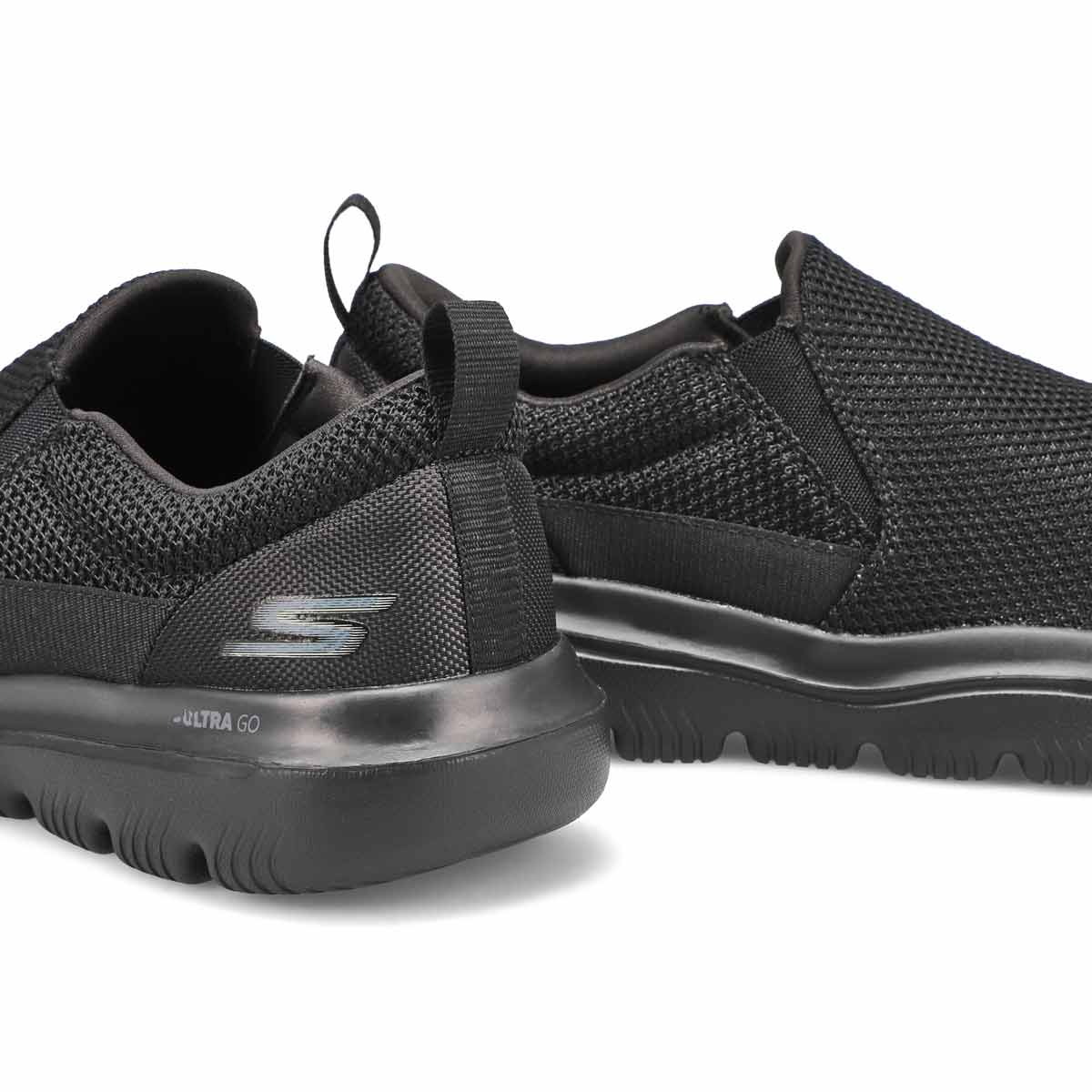 Men's Gowalk Ultra Impeccable Sneaker - Black
