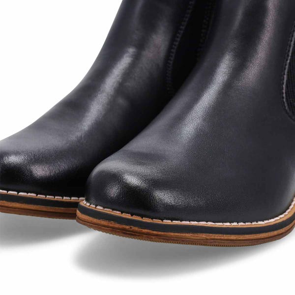 Women's Berlina 01 Chelsea Boot - Black