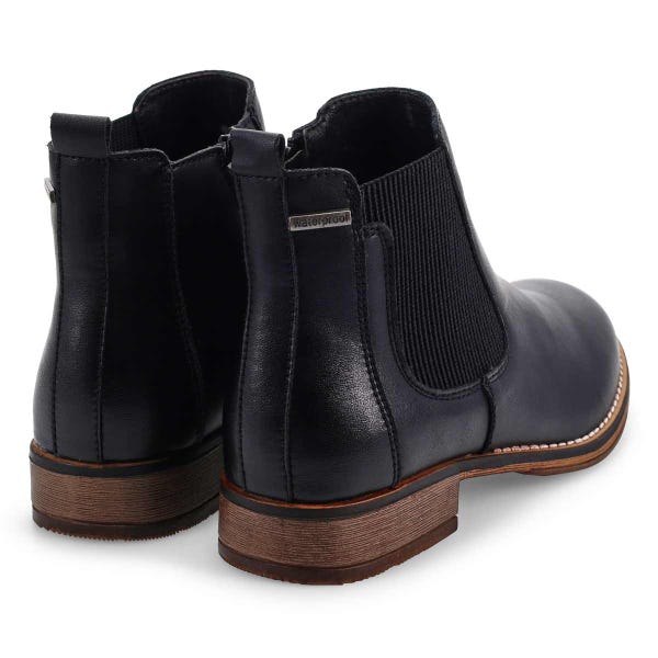 Women's Berlina 01 Chelsea Boot - Black