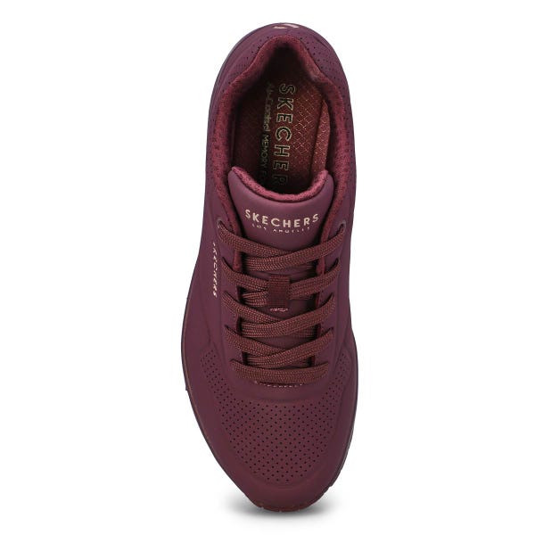 Women's Uno Stand On Air Sneaker - Wine