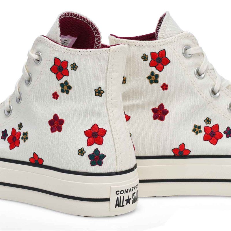 Women's Chuck Taylor All Star Lift Platform Flowers - Red/Frozen Acai